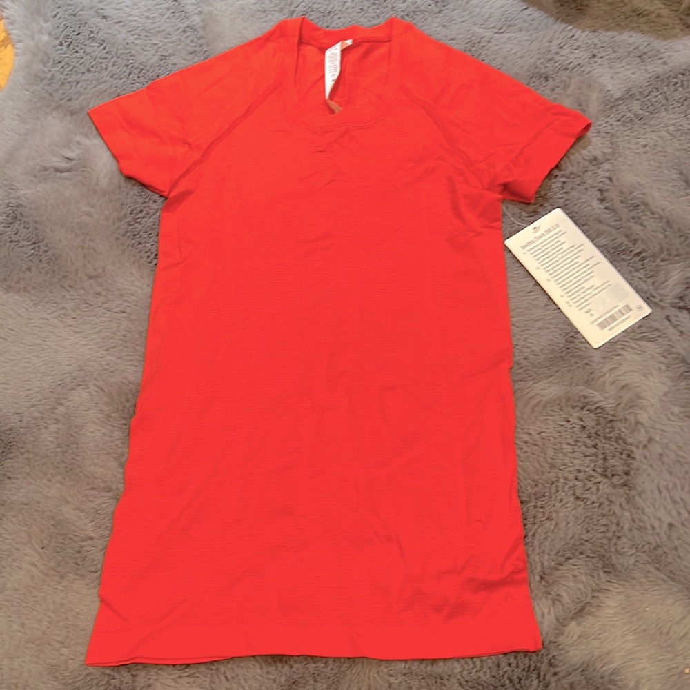 Lululemon Swiftly Tech Tee